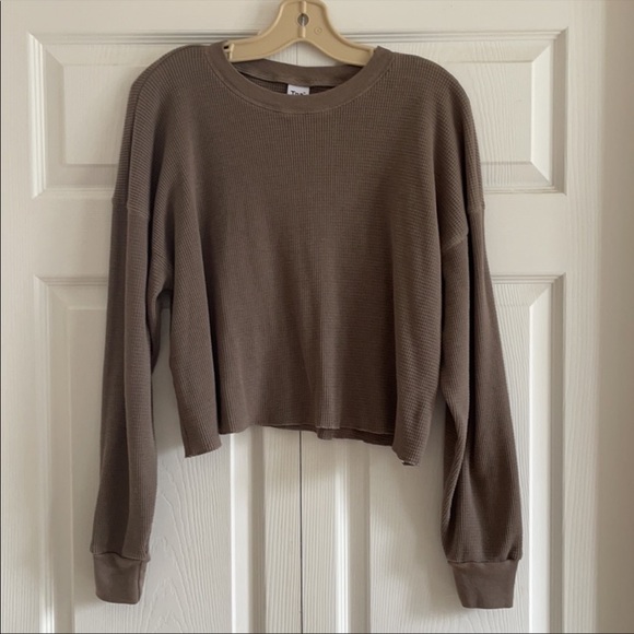 Aritzia Tna Alamo Thermal 🐻 - Picture 2 of 3